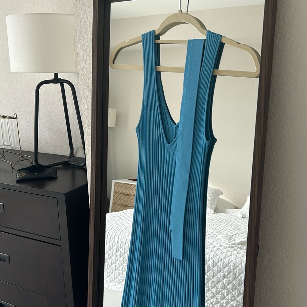 Scanlan Theodore blue full length dress with tags